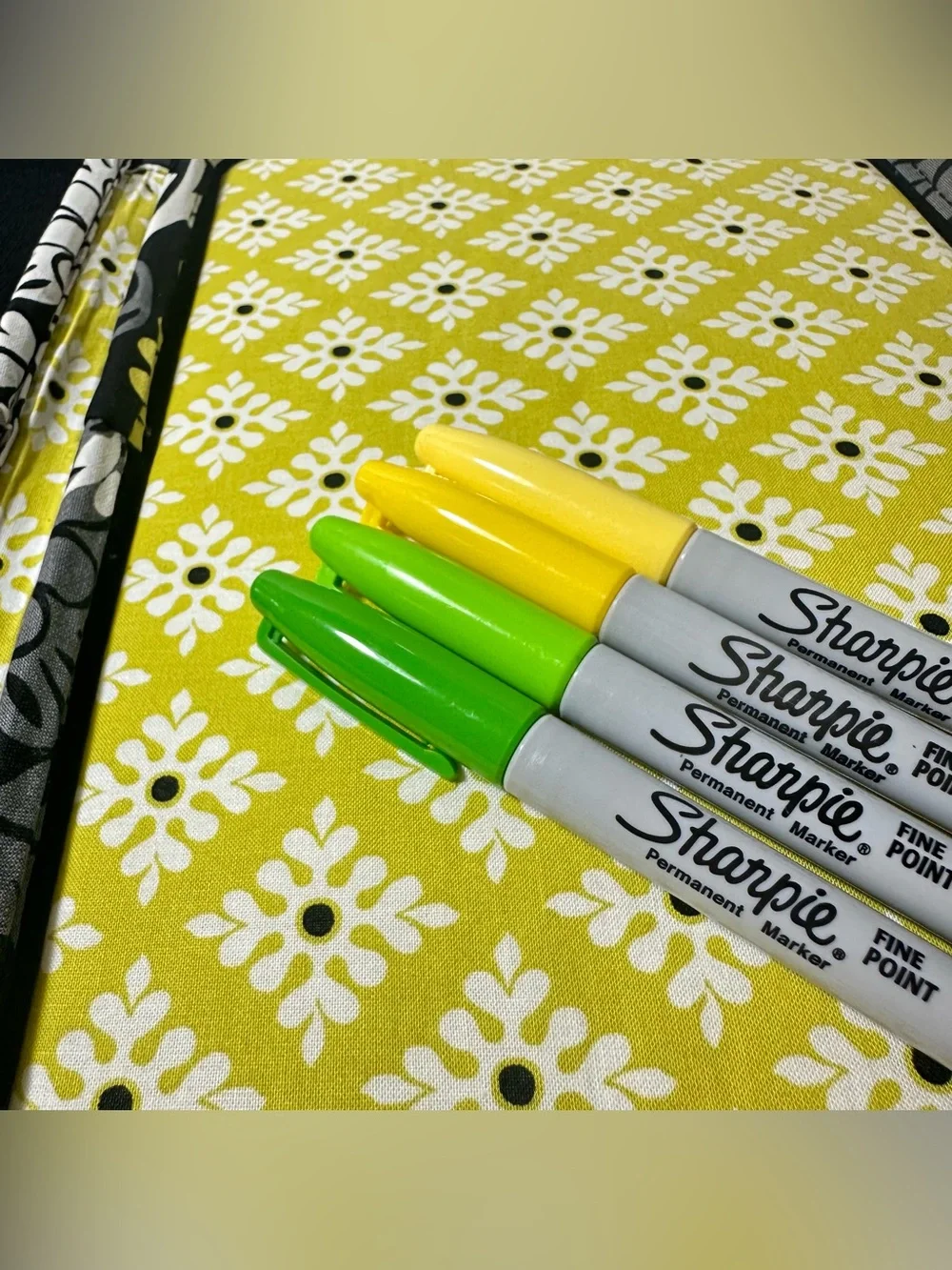 Vera Baroque Hardshell iPad Laptop Bag Black Grey White Yellow Chartreuse 12 x 9